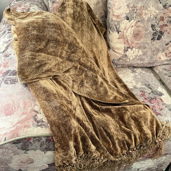 Chenille Vintage Olive Green Throw - Picture 1 of 8